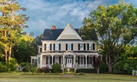 Flowertown Bed & Breakfast : Front of B&B