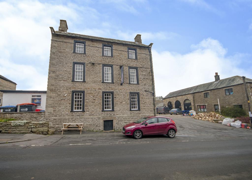 The Ancient Unicorn Barnard Castle, United Kingdom Inn for Sale