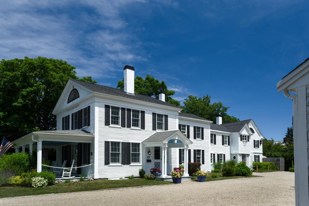 Chatham Gables Inn Chatham, Cape Cod , MA Inn for Sale