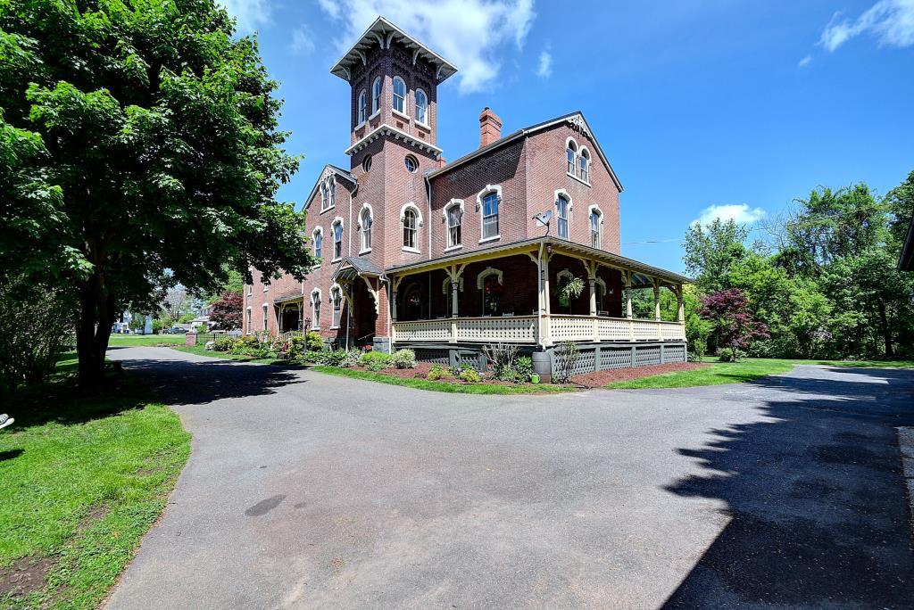 The Castle Windsor Locks, CT Inn for Sale