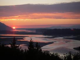 The Fraser River's Edge B&B Lodge: View
