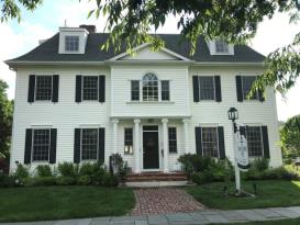 The Dana-Holcombe House: 