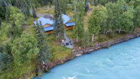Kasilof River Cabins: 