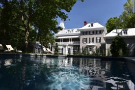 Manoir Maplewood: Luxury Mansion