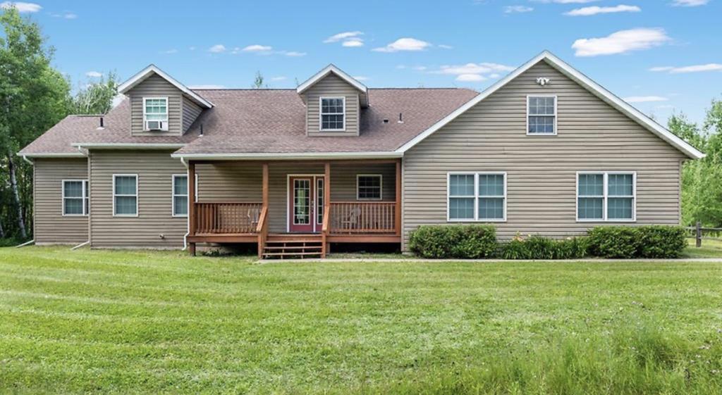 Heritage Place Retreat Hinckley, MN Inn for Sale