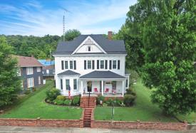 Silver Cliff Inn Bed & Breakfast: Front Aerial View