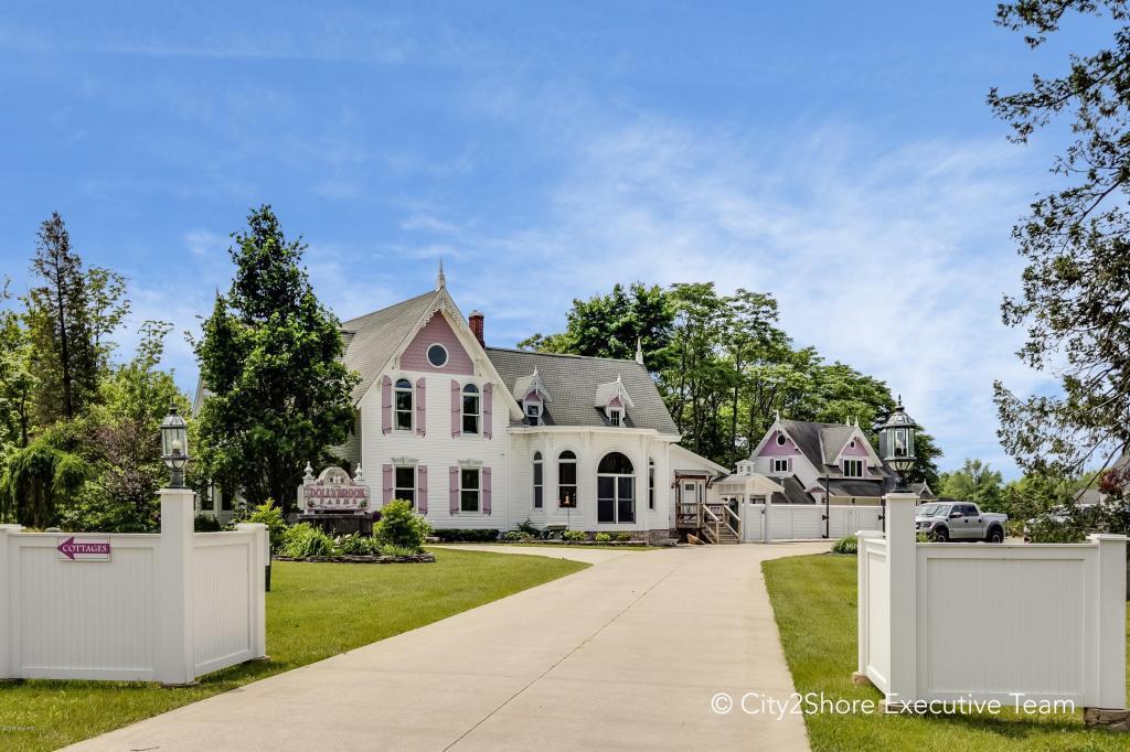 Dollybrook Family Resort Fennville, MI Inn for Sale