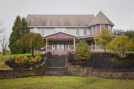 Potential B & B - Cayuga Lake Area: 4568 State Route 414 exterior