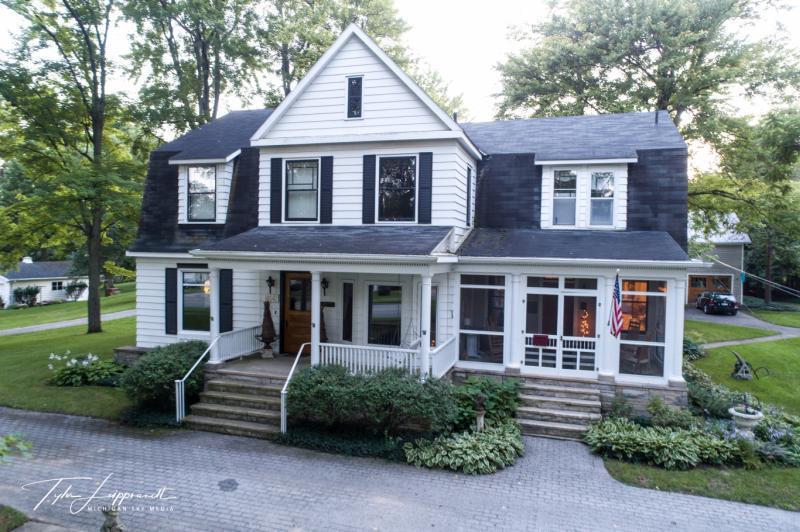 4647 Seeger Street Cass City, MI Inn for Sale