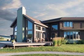 Dreamcatcher Bed and Breakfast: Back of Property