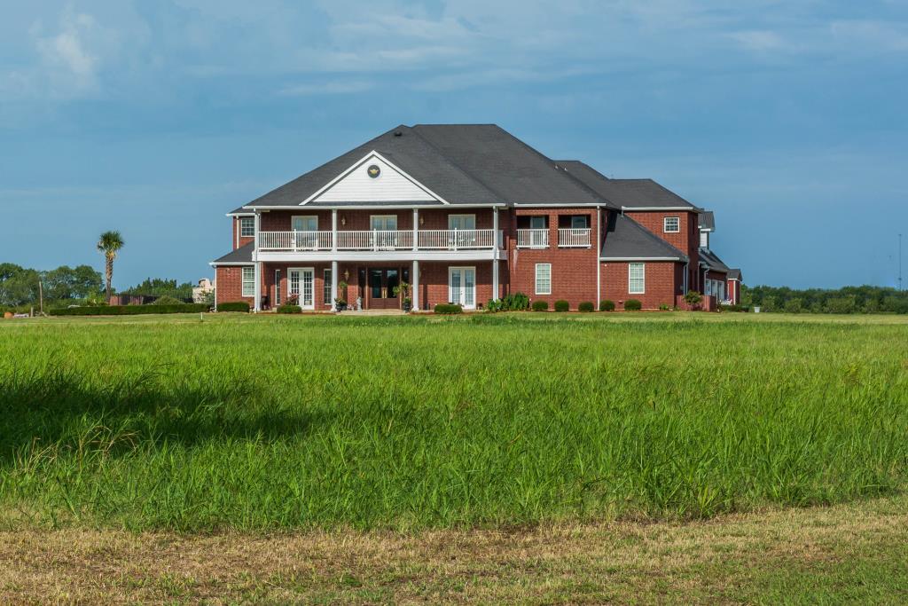 North Texas Bed and Breakfast Howe, TX Inn for Sale