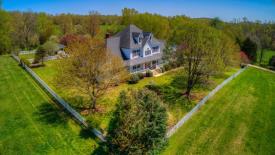 Gidsville Country Retreat: Aerial View of Home