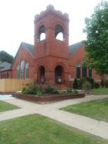 Horton Memorial Chapel and Inn: 