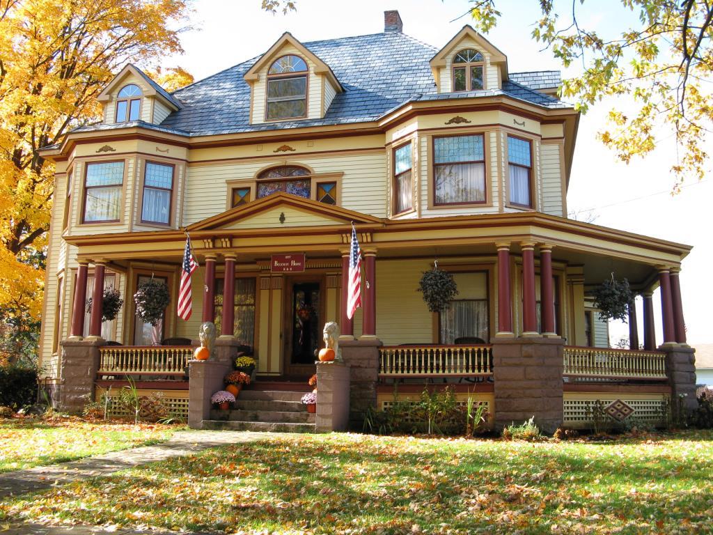 1897 Beekman House Dundee, NY Inn for Sale