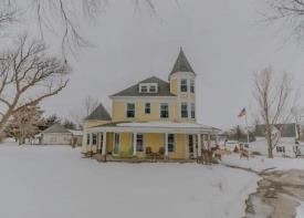 Crystal Key Inn: 