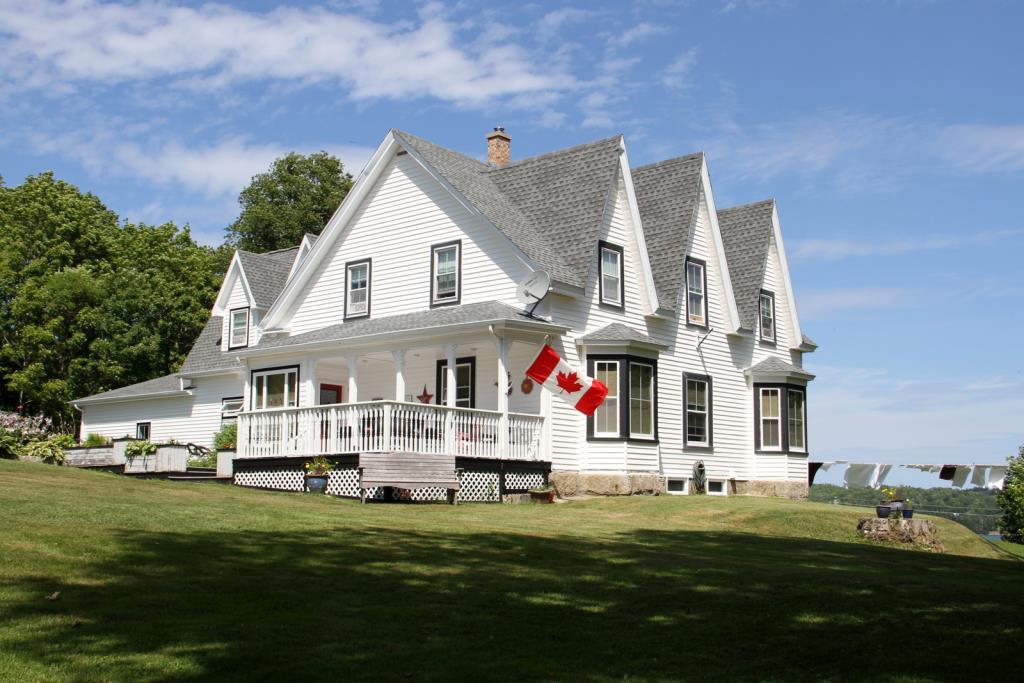 Pepperlane Manor Bed & Breakfast Guysborough, NS Inn for Sale