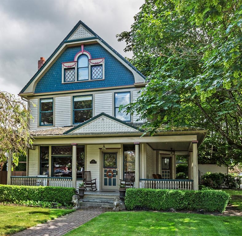 The Orting Manor Orting, WA Inn for Sale