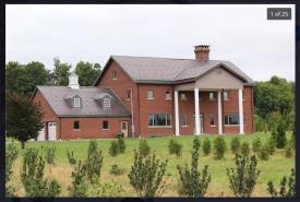Wasser Manor : 