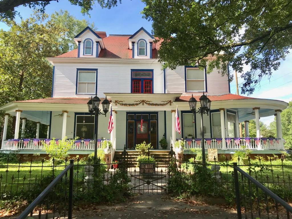 Sterling Price Rainer Home Union Springs, AL Inn for Sale