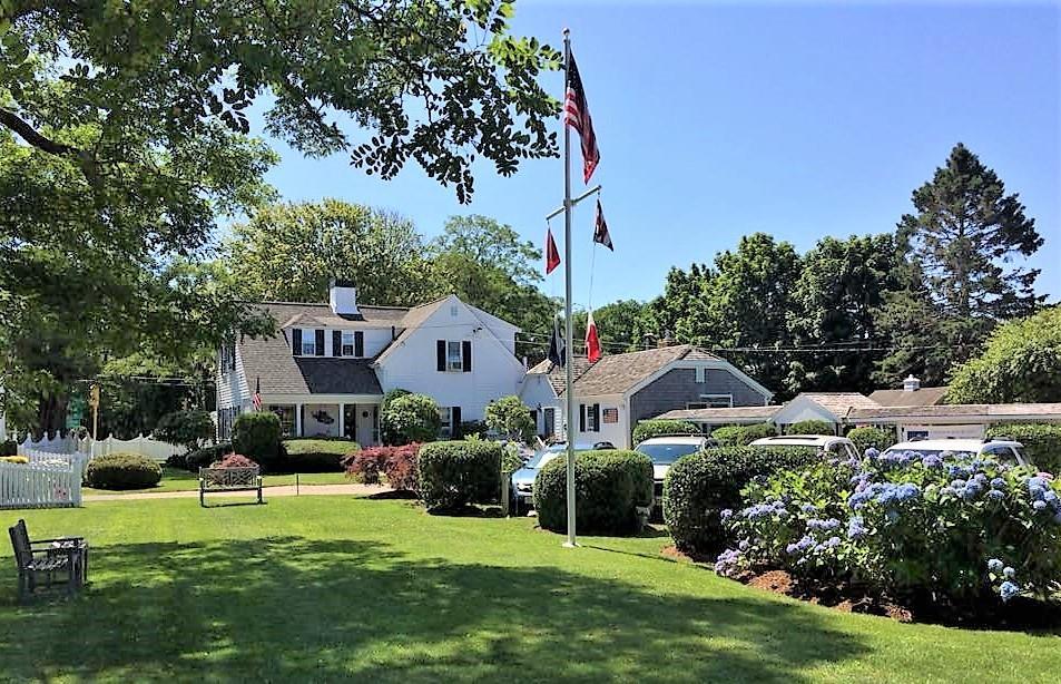 Lovingly Restored & Updated Chatham, Cape Cod Inn Chatham, MA Inn for
