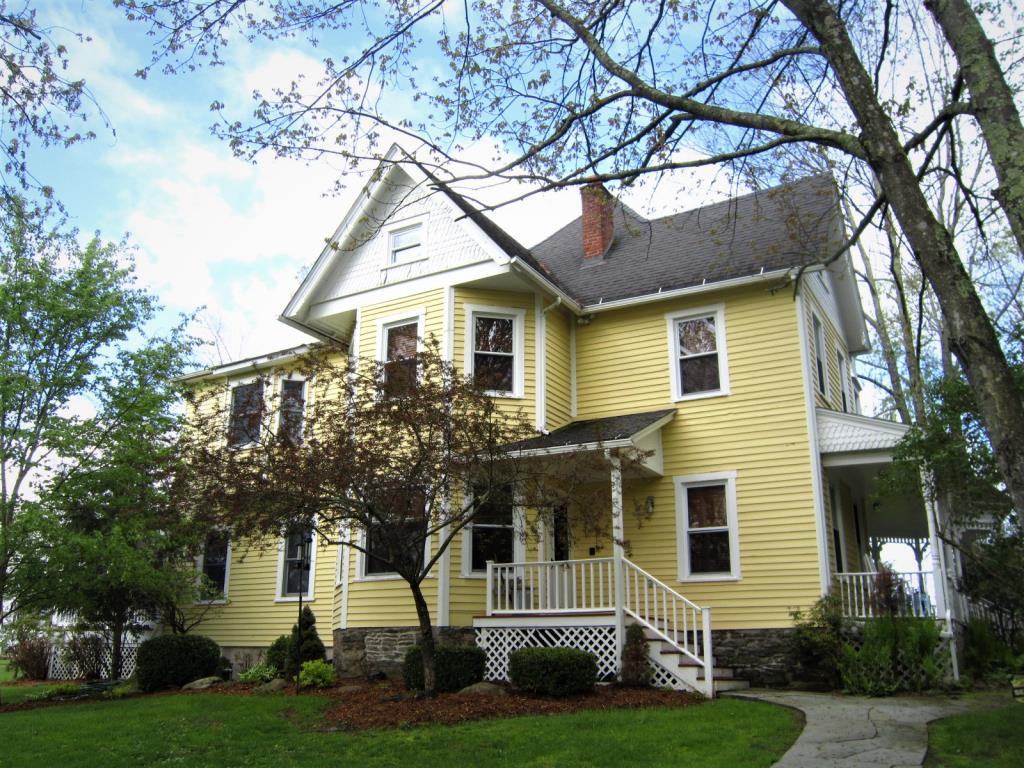 Bethel Beauty Bethel, NY Inn for Sale