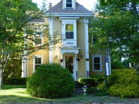 Bluefish Bed & Breakfast: Front of Inn