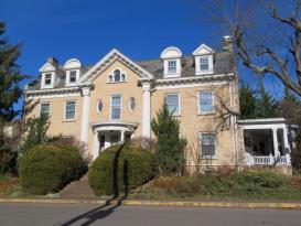 Arnold-Whelan Mansion : 
