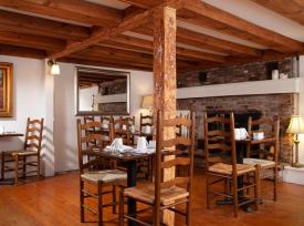 Wilmington Vermont Bed and Breakfast for sale: Dining room at Wilmington VT B&B for sale