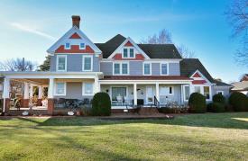 In-Town Deep Water 5 Bedroom Historic Waterfront: 