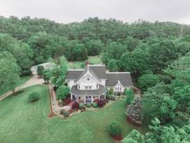 Tennessee Upscale Country Estate: 