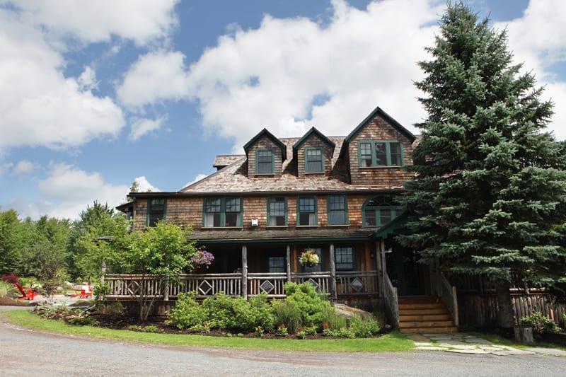Hotel Mountain Brook Tannersville, NY Inn for Sale