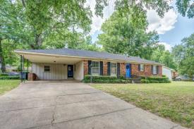 Memphis Blues House: Exterior