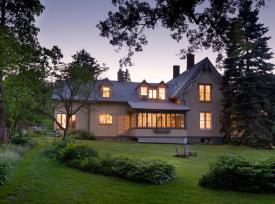 Finger Lakes B&B Gem for sale: Exterior of New York Inn for sale