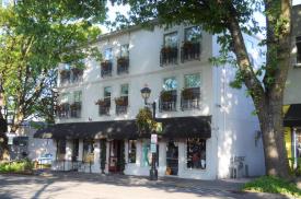 Camas Hotel - SOLD!: 