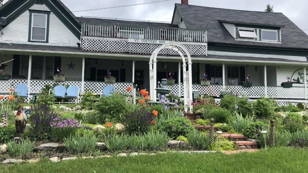 Seymour Lake Lodge VT Inn for Sale