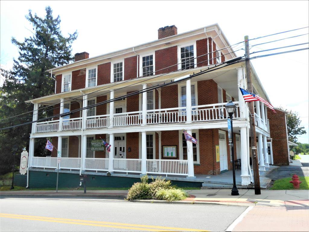 The Lafayette Inn Stanardsville, VA Inn for Sale