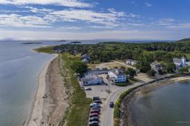 SOLD - Spinney's Restaurant & Lodging : 