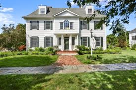 Dana Holcombe House: Front