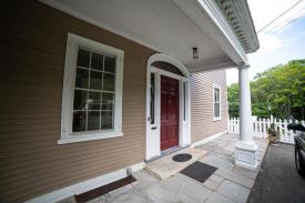 Historic Jarvis Homestead: Entry