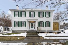 The Elisha Reynolds House (c1736-1829) : Exterior