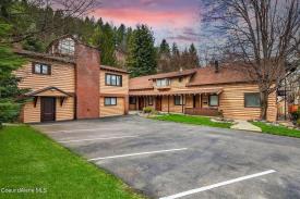 Alpine Village Inn: 