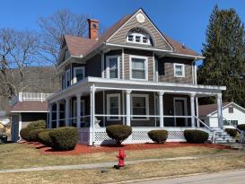 Friendship House: 