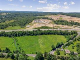 Near LEGOLAND NY, Old Chester Rd: Across the highway from LEGOLAND NY