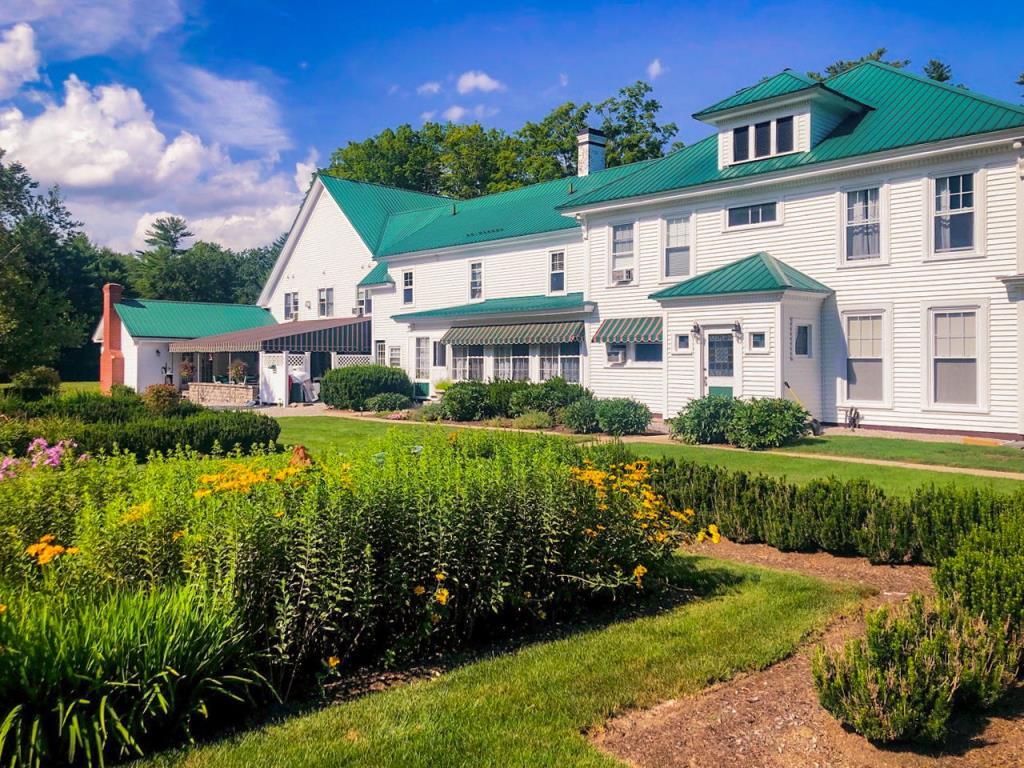 Greenwood Manor Inn Harrison, ME Inn for Sale