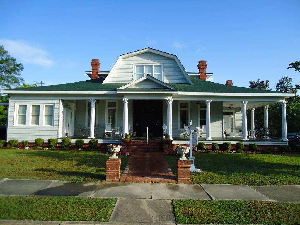 The Edenfield House Swainsboro, GA Inn for Sale