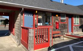 Surf & Sand Inn - SOLD!: 