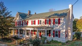 The J Patrick House: 