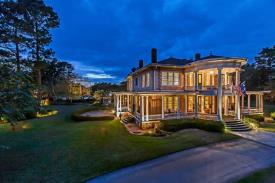 Historic Abingdon Manor Inn & Restaurant: Auction ends Dec 14th