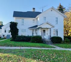300 Walnut Street, Manistee, MI: home