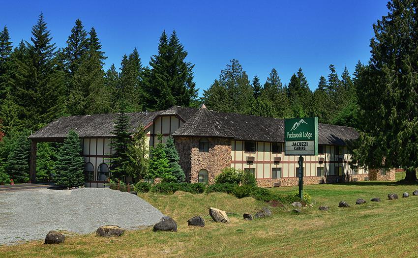 Packwood Lodge SOLD! Packwood, WA Inn for Sale
